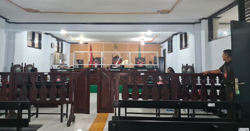 Kejari Manggarai Tuntut Wakil Ketua II DPRD Manggarai Timur 6 Bulan Penjara